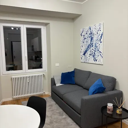 Conte home in Milan-3